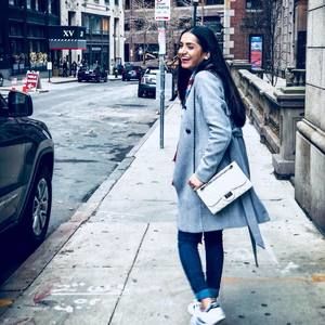 Meet your Posher, Digna